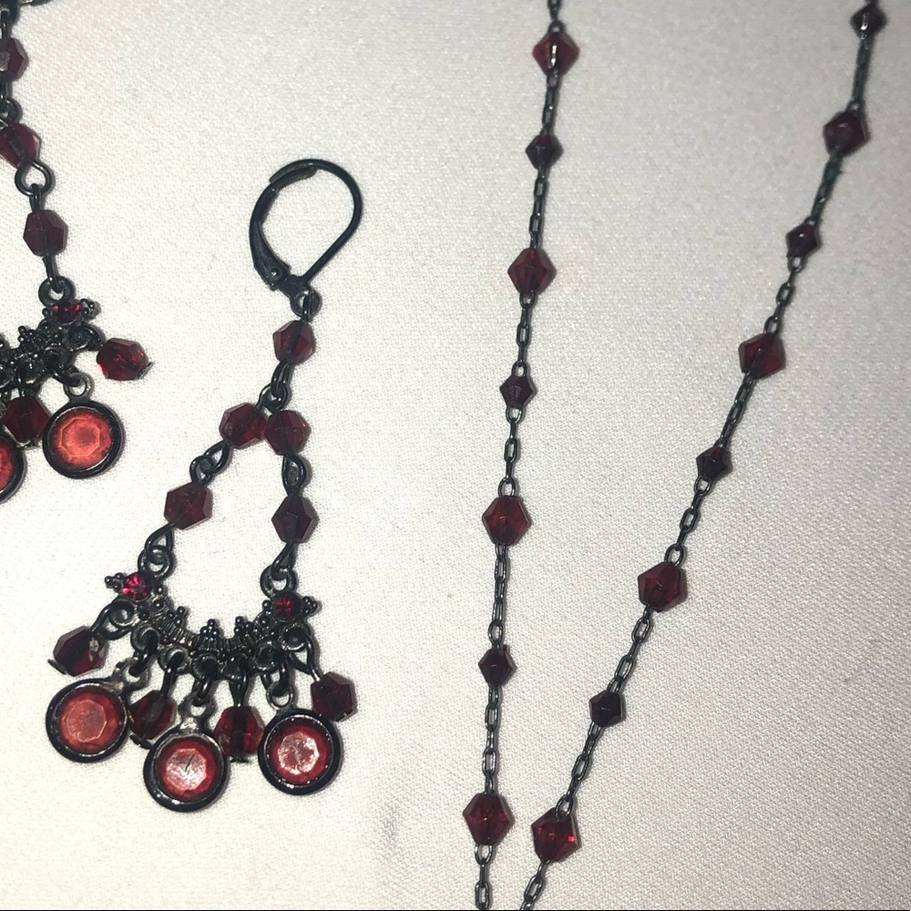 Necklace & Earrings Set - Picture 2 of 4